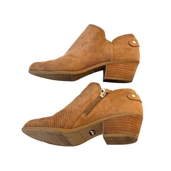 Dr. Scholls Tan Perforated Low Heel Booties/Ankle Boots EUC Sz 7 Cushioned Sole - Picture 3 of 8